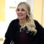 Cayetana Guillén Cuervo se deja ver tras hacerse oficial la vuelta de Amaia Montero Cayetana Guillén Cuervo se deja ver tras hacerse oficial la vuelta de Amaia Montero