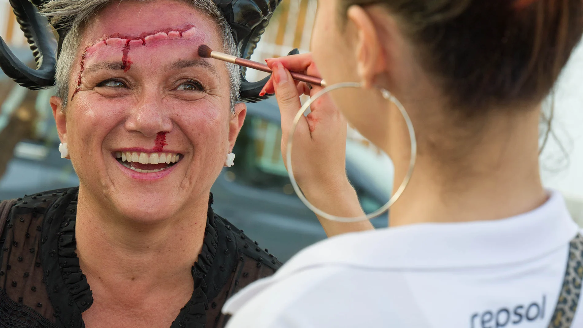 Zona de maquillaje profesional habilitada por Repsol en el Festival de Sitges