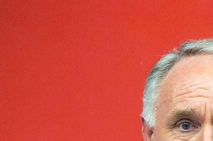 El escritor Dan Brown