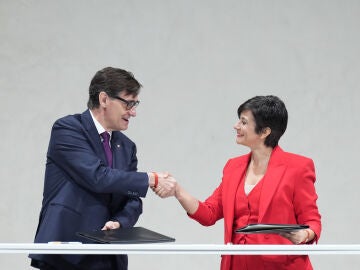 Salvador Illa e Isabel Rodríguez firman un protocolo para la gestión del patrimonio procedente de la Sareb