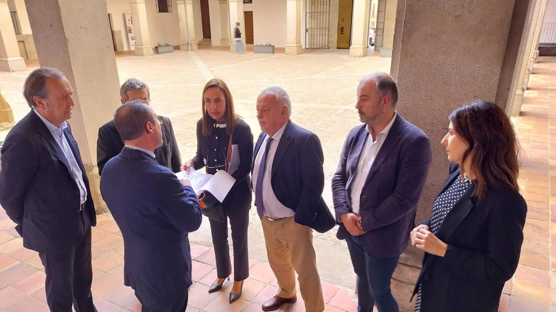 Santonja participa en la clausura sobre un congreso de la catedral de Segovia