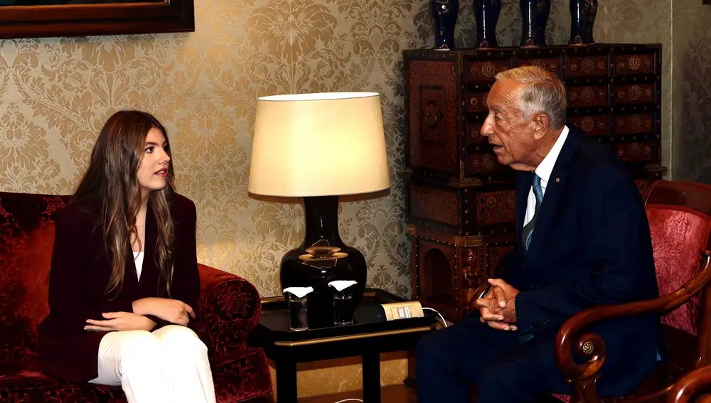 La infanta Sofía y el presidente de Portugal, Marcelo Rebelo de Sousa