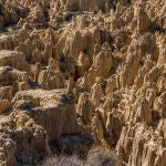 Las chimeneas de hadas son un fenómeno geológico que se forma por la erosión del agua y la fuerza del viento, algo que se puede apreciar en los Agurales de Valpalmas