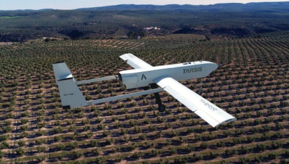 Indra Group cerró la adquisicón de la compañía especializada en sistemas aéreos no tripulados, Aertec Defence & Aerial Systems (DAS), con la que refuerza su posición en este mercado.