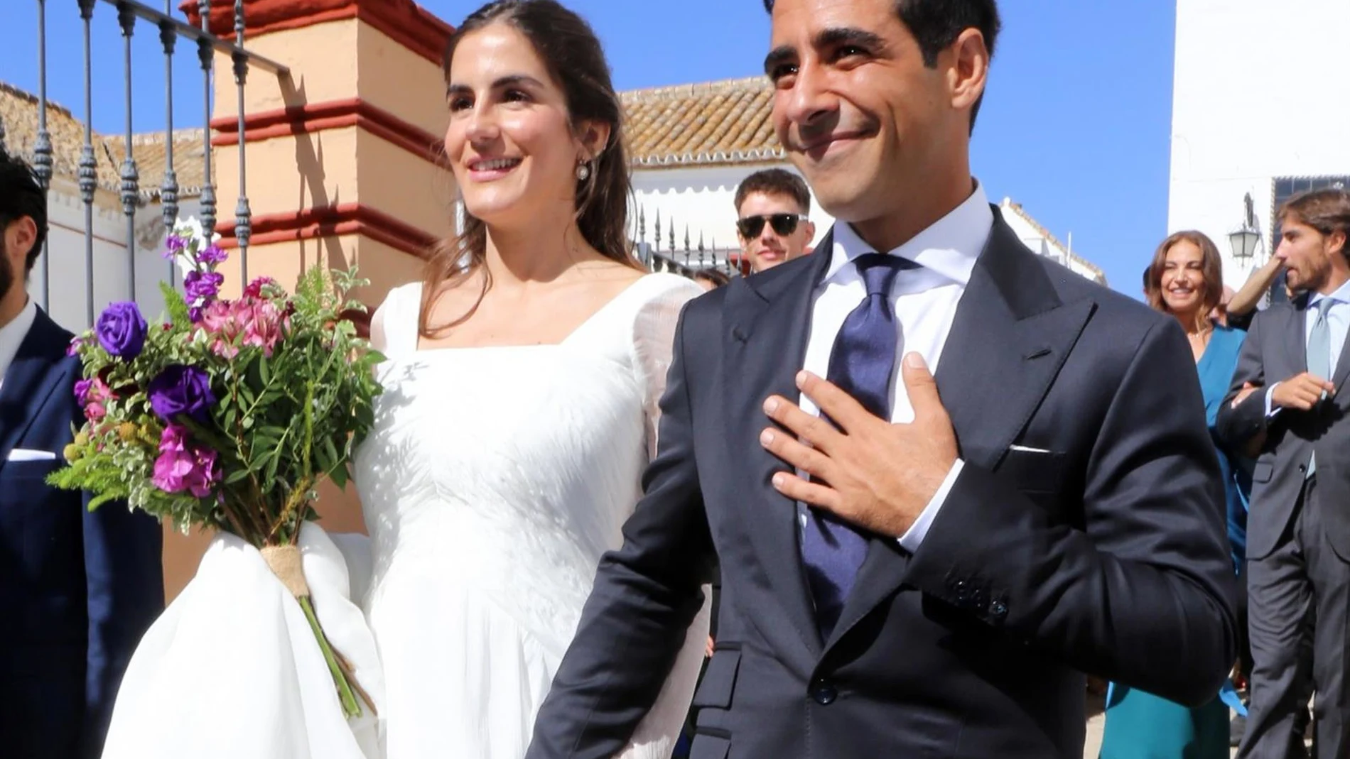 Alberto Herrera y Blanca Llandres se dan el 'Sí, quiero' en Sanlúcar de Barrameda