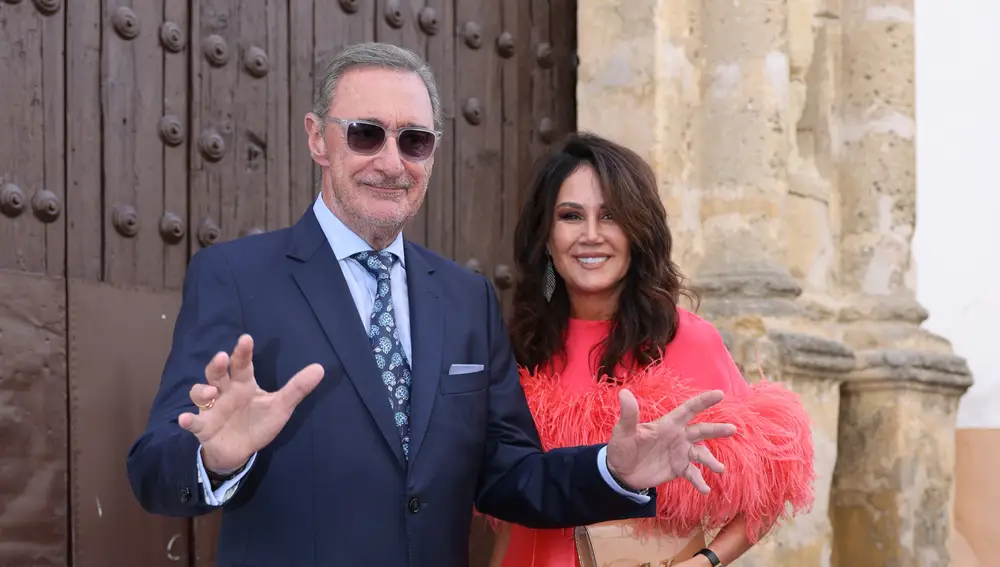 Boda de Alberto Herrera, hijo de Carlos Herrera y Mariló Montero, y Blanca Llandres Parejo