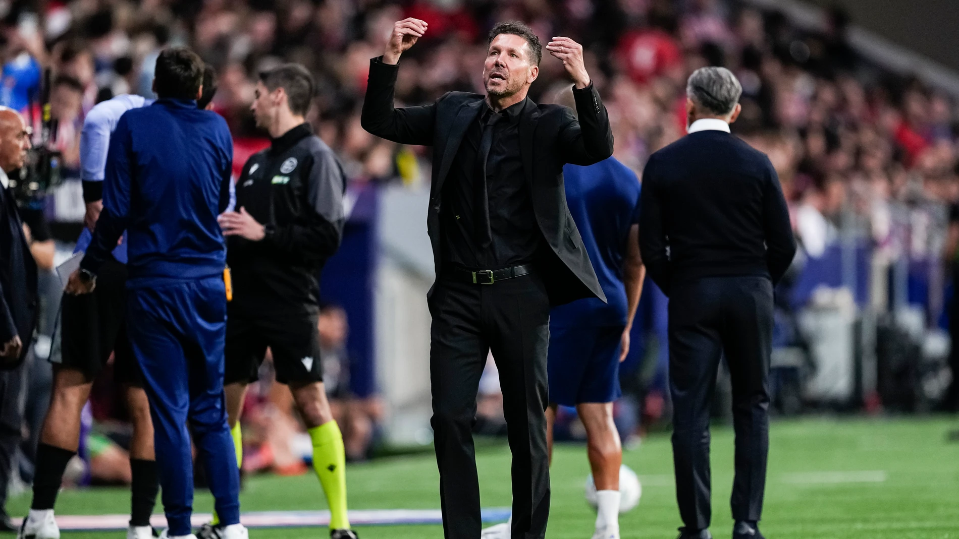 Diego Simeone, head coach of Atletico de Madrid gestures during the Spanish league, La Liga EA Sports, football match played between Atletico de Madrid and CA Osasuna at Riyadh Air Metropolitano stadium on October 18, 2025 in Madrid, Spain.AFP7 18/10/2025 ONLY FOR USE IN SPAIN