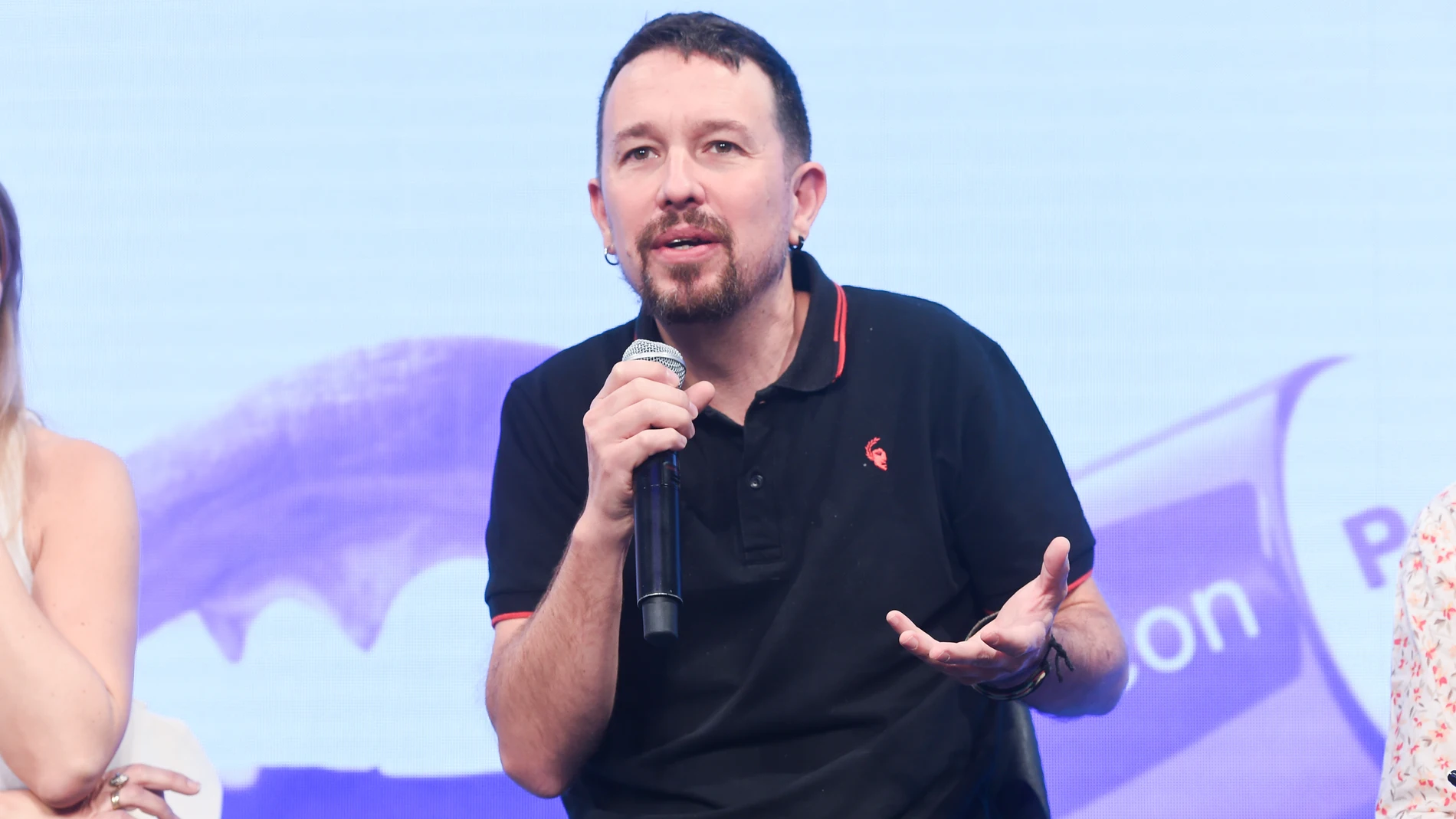 El exvicepresidente del Gobierno y exsecretario general de Podemos, Pablo Iglesias, durante una intervención en la Universidad de Otoño de Podemos en Espacio Ventas, a 18 de octubre de 2025, en Madrid (España). La Alianza de la Izquierda Europea y Podemos celebran la Uni de Otoño, en la que participan decenas de dirigentes de distintos partidos europeos, activistas feministas, antifascistas o del movimiento por Palestina. 18 OCTUBRE 2025;PARTIDO POLÍTICO;PODEMOS Gustavo Valiente / Europa P...