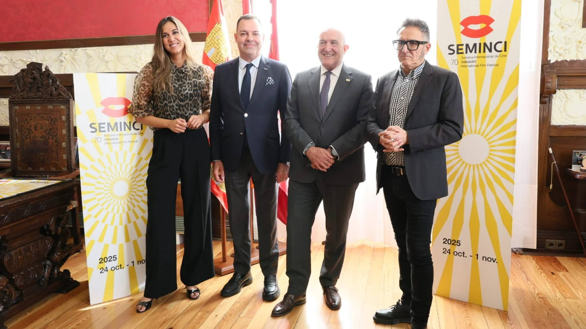 Blanca Jiménez, José María Viejo, Jesús Julio Carnero y José Luis Cienfuegos