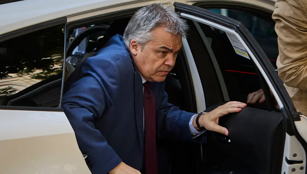 El exsecretario de organización del PSOE, Santos Cerdán , a su llegada al Tribunal Supremo