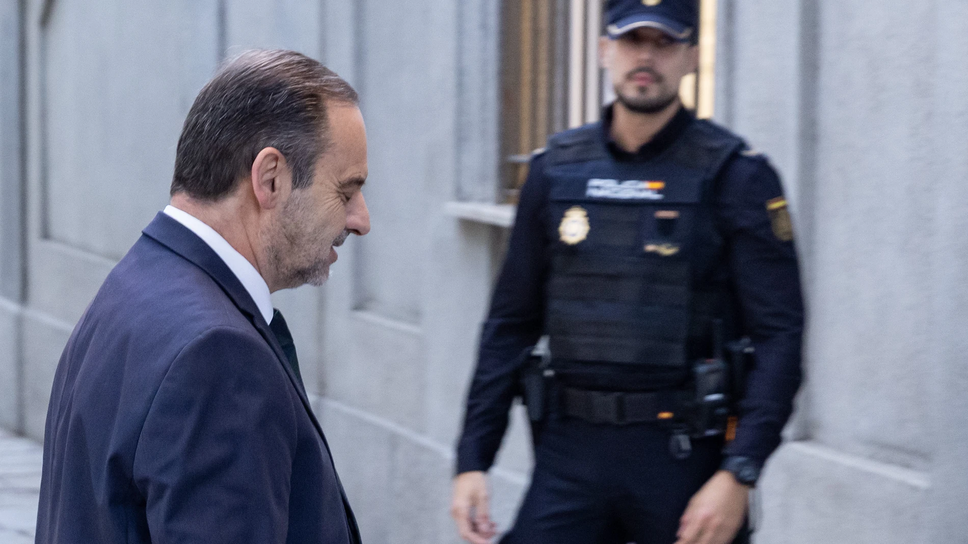 José Luis Ábalos entrando en el Tribunal Supremo