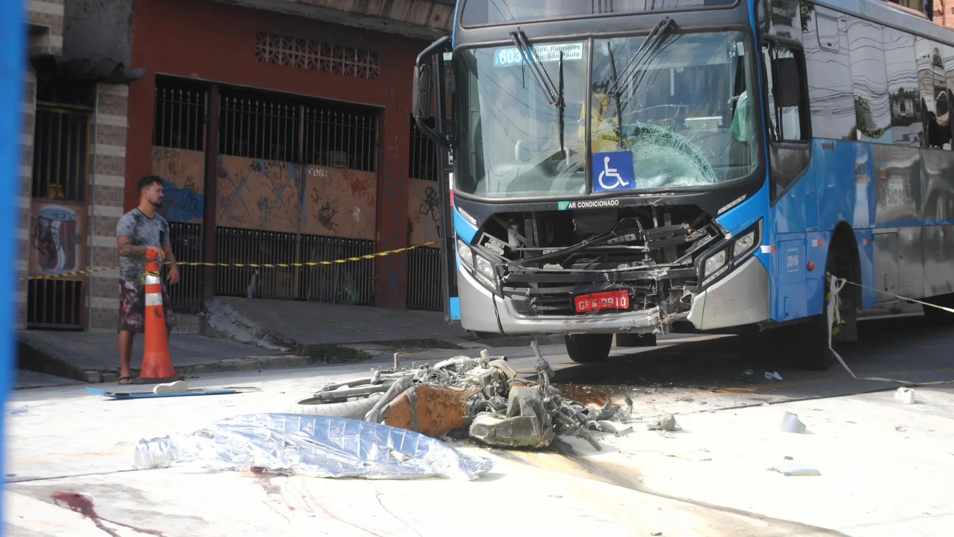 Brasil.- Asciende a 17 el número de muertos en un accidente de autobús en el noreste de Brasil