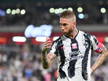 Liga MX: Monterrey - Pumas AME9437. GUADALUPE (MÉXICO), 18/10/2025.- Sergio Ramos de Monterrey celebra un gol este sábado, durante un partido de la jornada 13 de la Liga MX entre Monterrey y Pumas en el estadio BBVA, Guadalupe (México). EFE/ Miguel Sierra