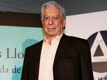 MADRID.-Universidad Villanueva y Letras Libres homenajean a Vargas Llosa en la primera mesa redonda de 'La literatura es fuego' MADRID.-Universidad Villanueva y Letras Libres homenajean a Vargas Llosa en la primera mesa redonda de 'La literatura es fuego'