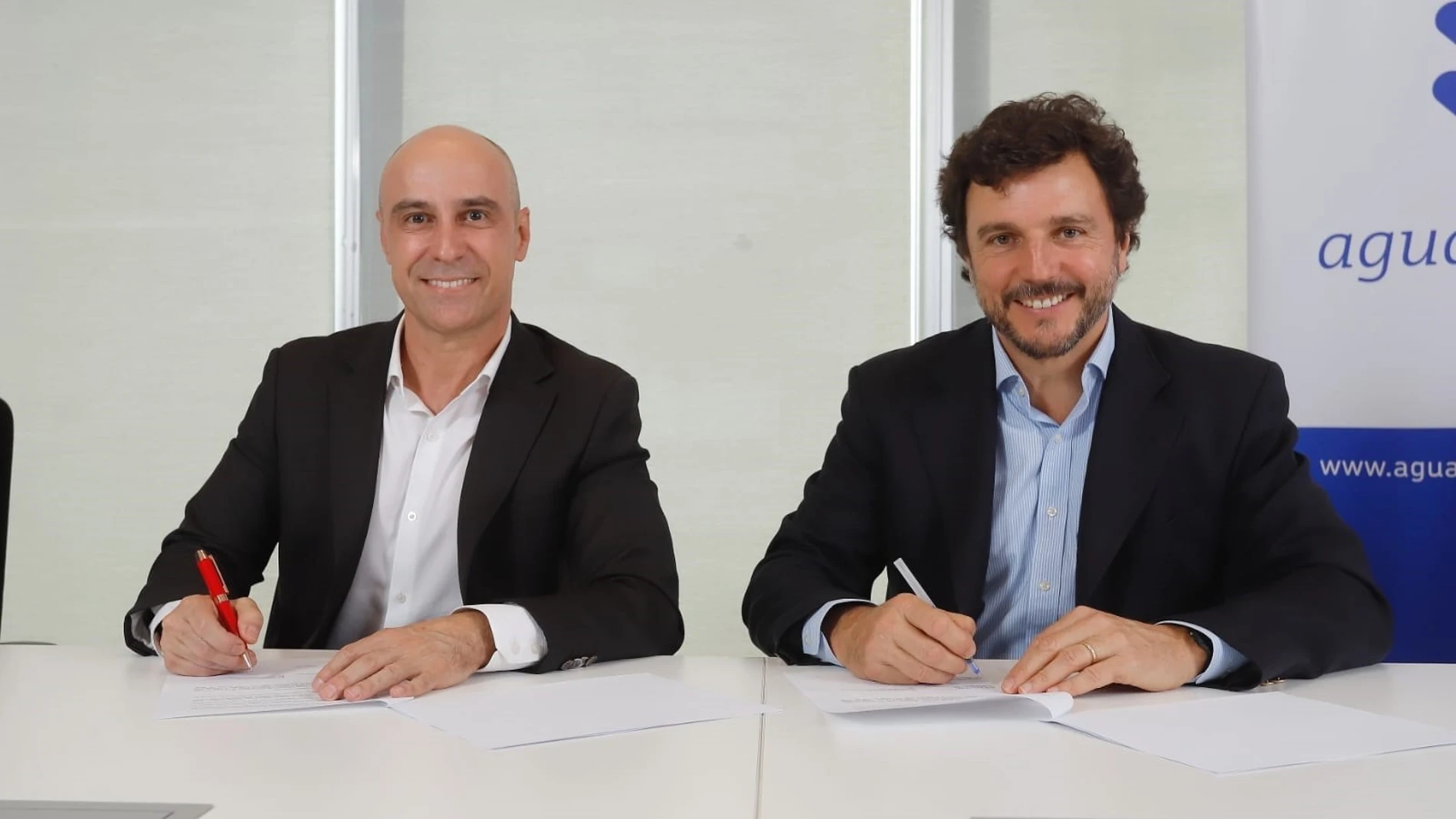 Veolia gana el contrato para gestionar la primera planta desalinizadora multipropósito de Chile. REMITIDA / HANDOUT por VEOLIA Fotografía remitida a medios de comunicación exclusivamente para ilustrar la noticia a la que hace referencia la imagen, y citando la procedencia de la imagen en la firma 21/10/2025