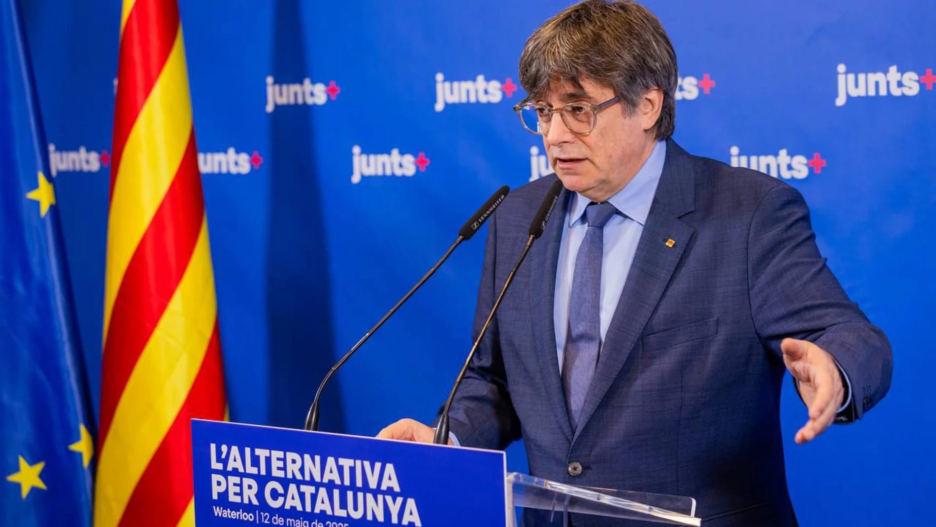 Puigdemont avisa de "las consecuencias de la manipulación y la mentira" en sociedades democráticas
