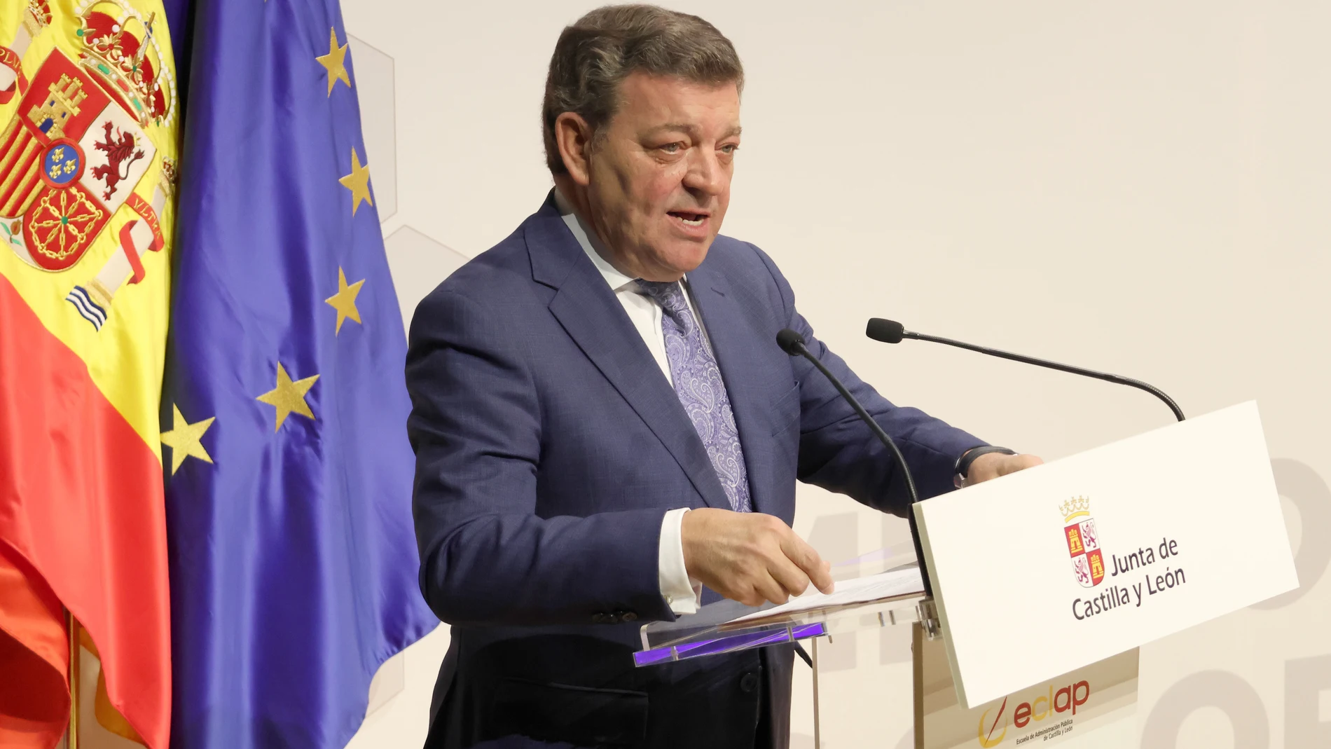 Luis Miguel González Gago inaugura la Jornada "Mismo Valor y Mismas Oportunidades" de la Escuela de Administración Pública de Castilla y León.