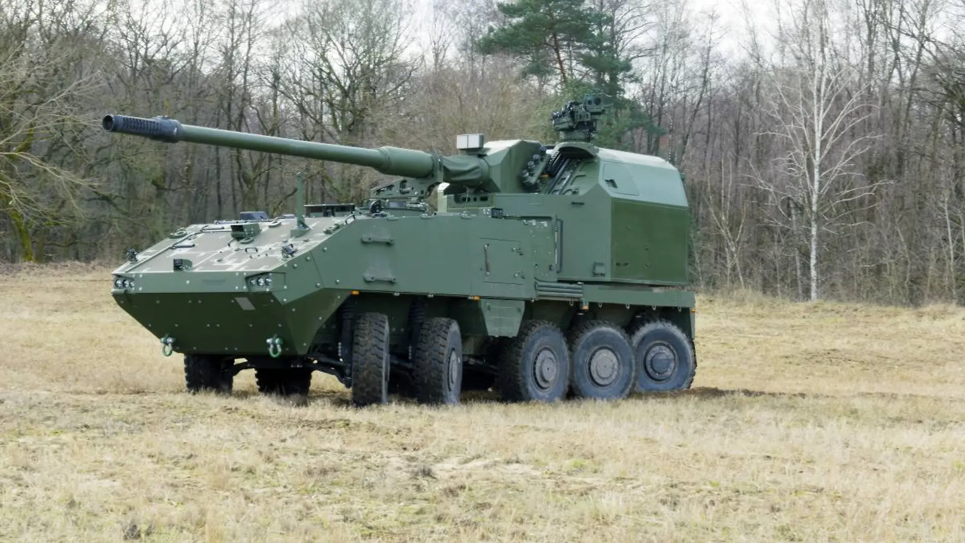 El nuevo obús autopropulsado sobre plataforma Piranha 10x10 (GDELS)