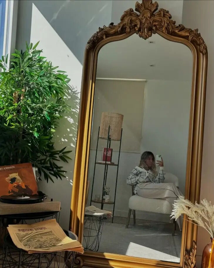 Loreto Sesma reveló en su Instagram parte del salón de su casa