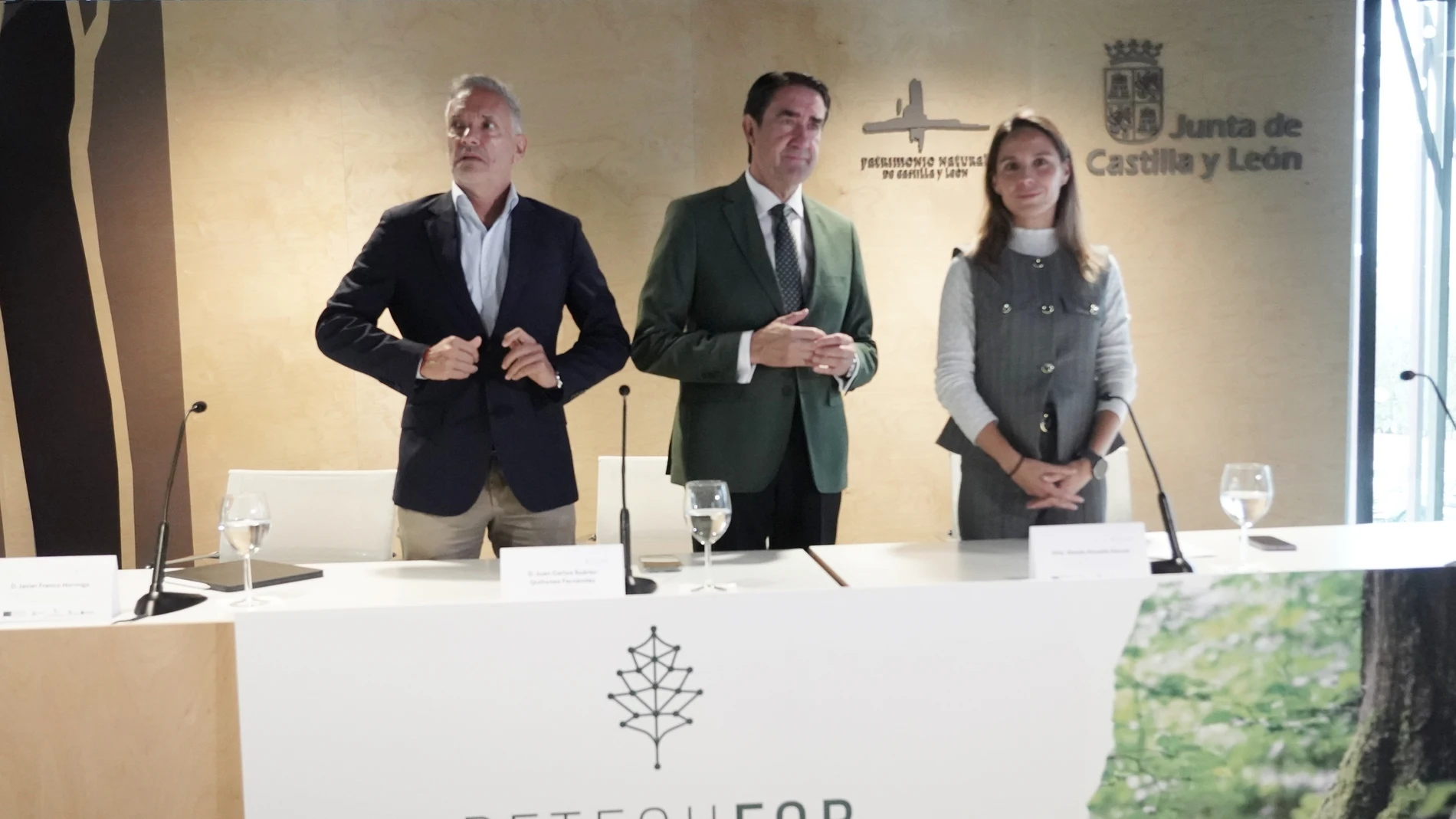 Suárez-Quiñones presenta el proyecto junto a Aleida Alcaide y Javier Franco