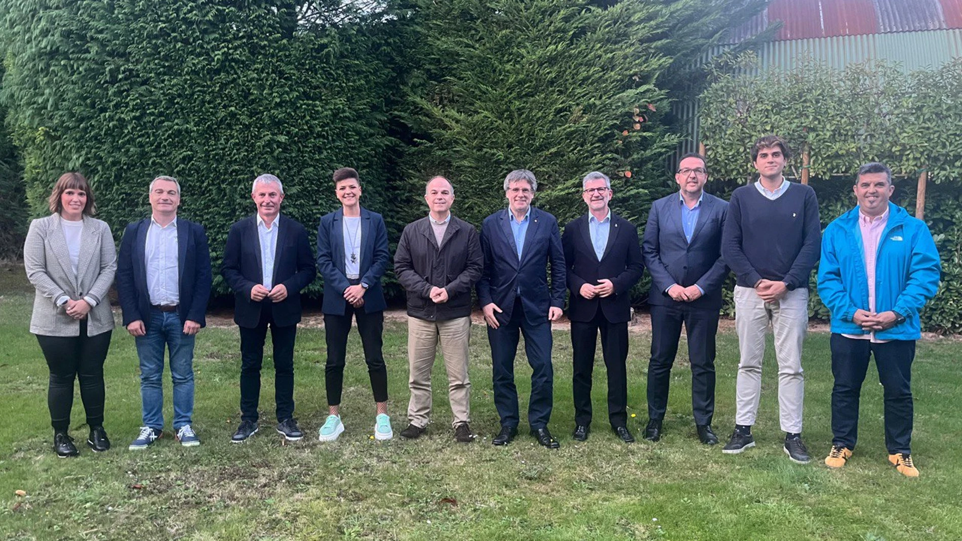 Reunión de alcaldes de Junts en Bruselas con Puigdemont