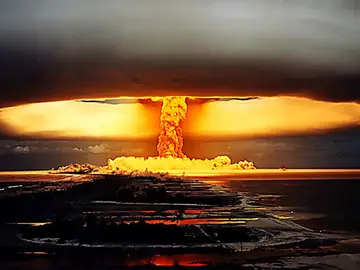 Explosión de una bomba nuclear Bomba nuclear