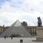 Francia.- La UNESCO condena el robo en el Louvre y avisa de "graves consecuencias" ante el tráfico de bienes culturales