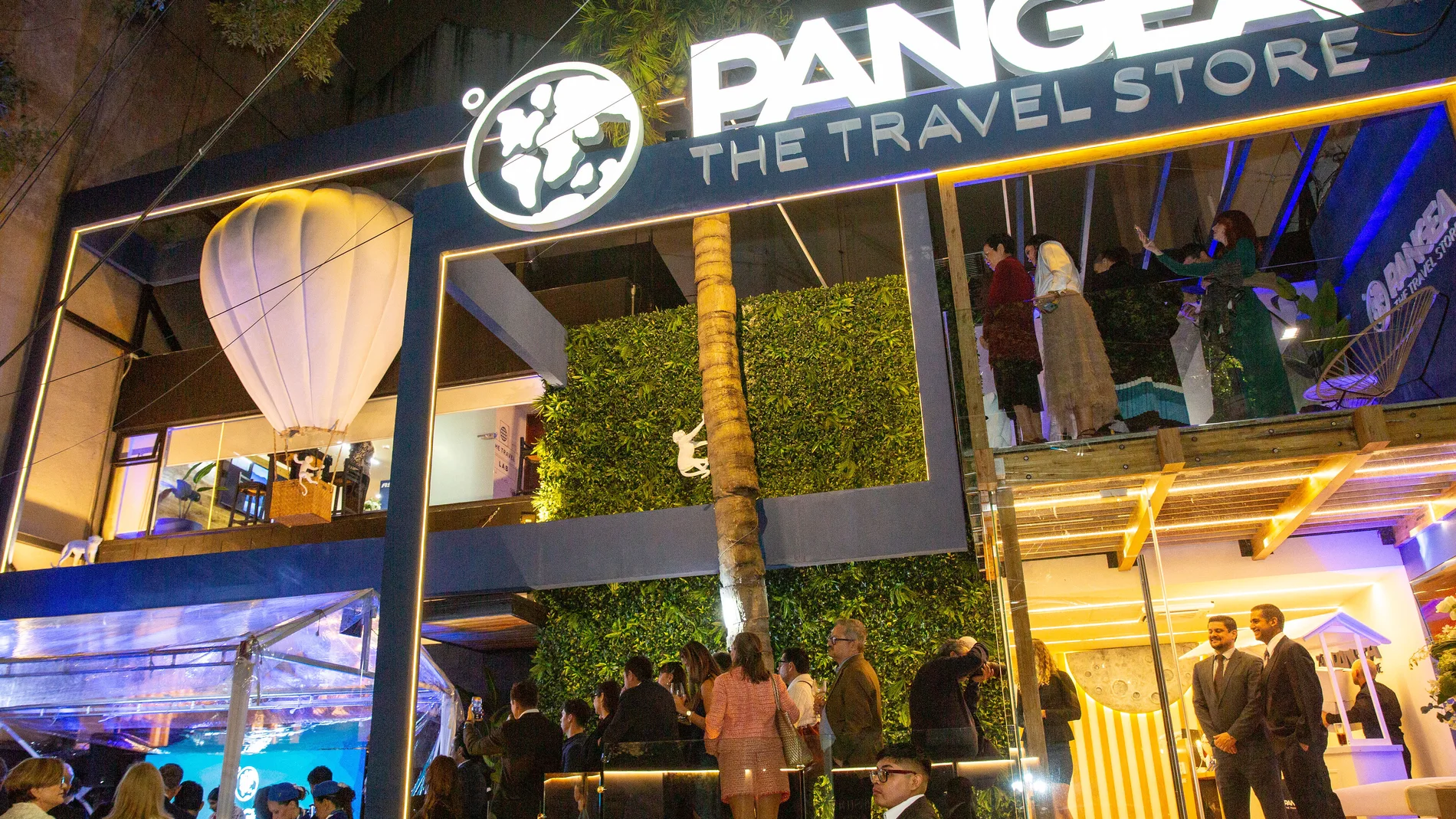 Una de las dos tiendas de Pangea en México