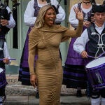 Serena Williams, junto a los gaiteros en Oviedo