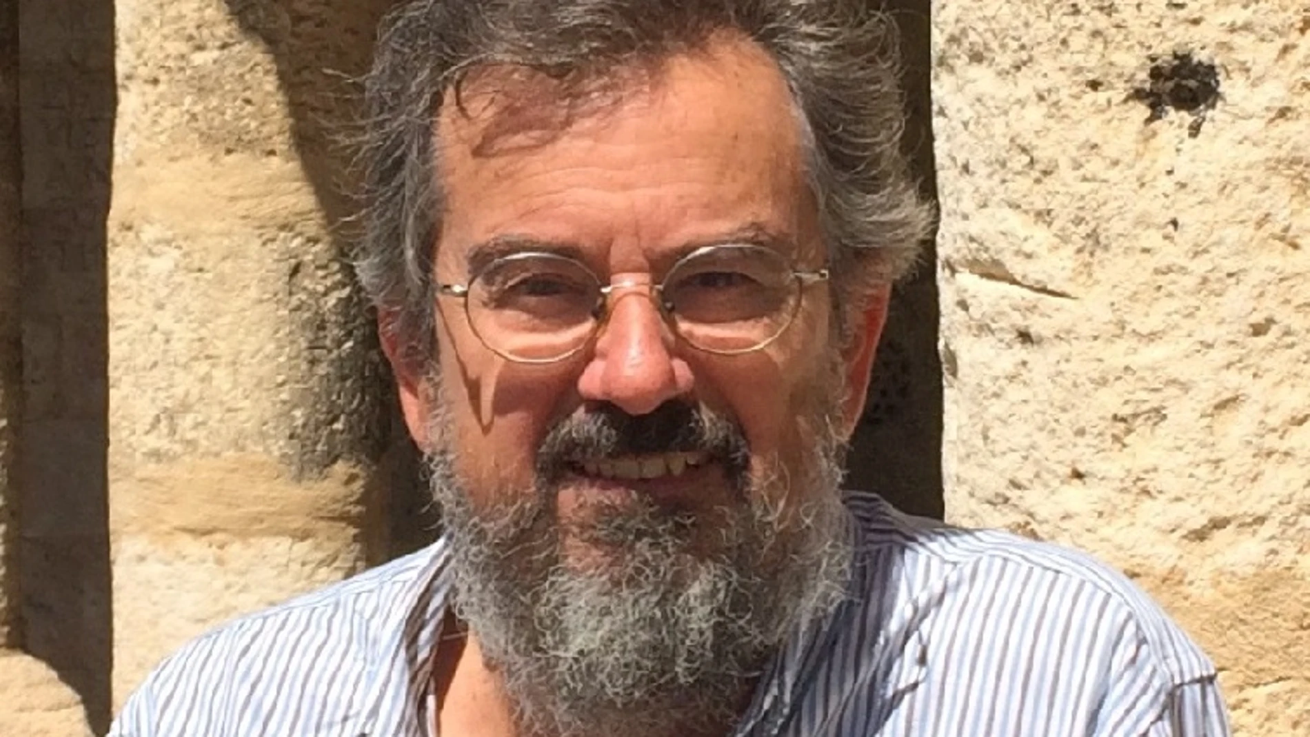 Juan Francisco Fuentes (Barcelona, 1955) es un historiador español, especializado en historia contemporánea