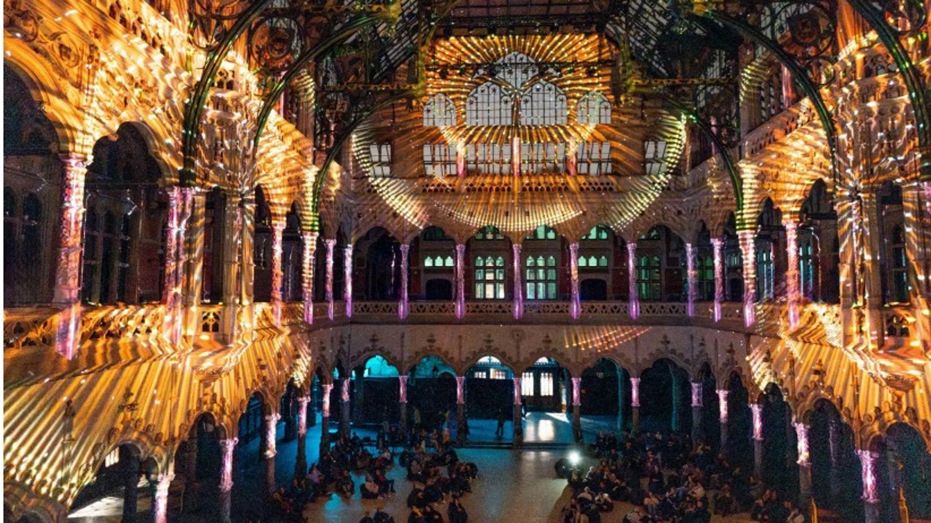 Enlightenment, es espectáculo de luces inmersivo