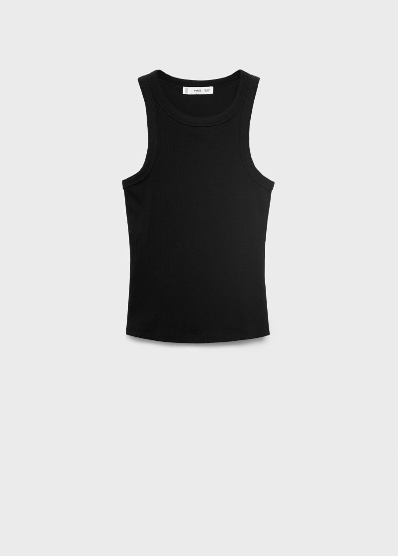 Tank top en negro.