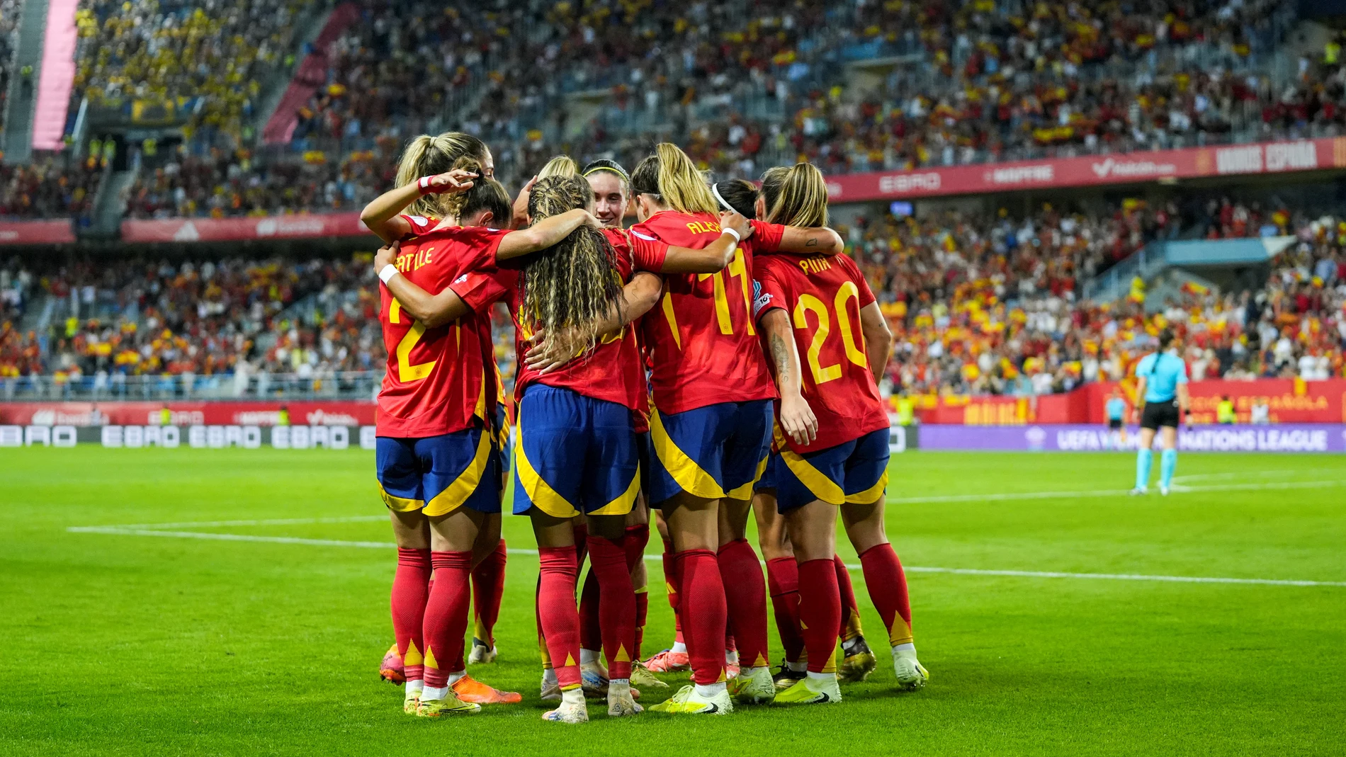 Alexia Putellas of Spain celebrates a goal with teammates during the UEFA Women's Nations League 2025 Semi-Final first leg match between Spain and Sweden at La Rosaleda Stadium on October 24, 2025 in Malaga, Spain AFP7 24/10/2025 ONLY FOR USE IN SPAIN