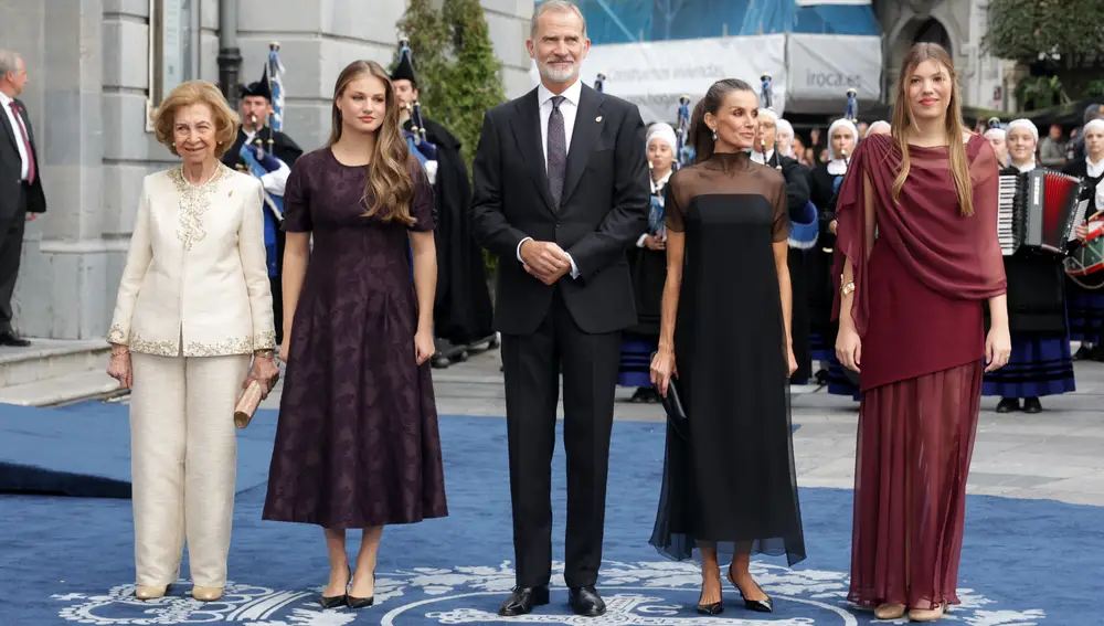 Llegadas a la ceremonia de entrega de los 'Premios Princesa de Asturias 2025' en Oviedo