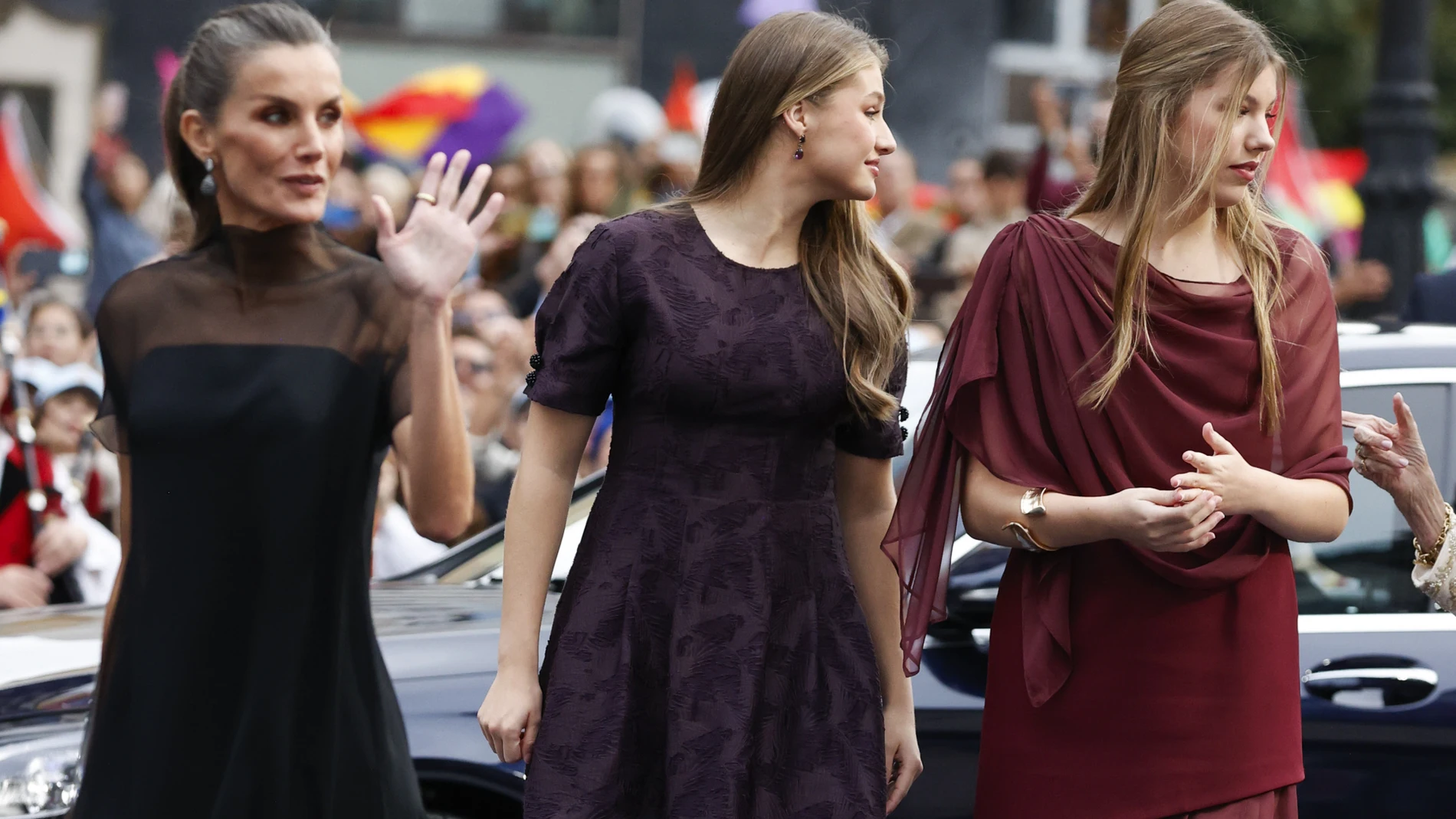 El look de la Reina Letizia en los Premios Princesa de Asturias.