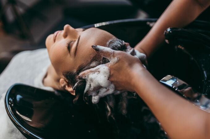 Ni mascarilla ni tinte, este es el producto que va a cambiar tu melena Ni mascarilla ni tinte, este es el producto que va a cambiar tu melena