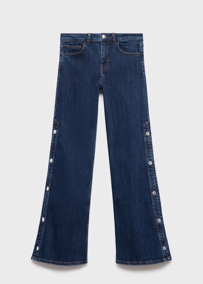 Vaqueros con aberturas.