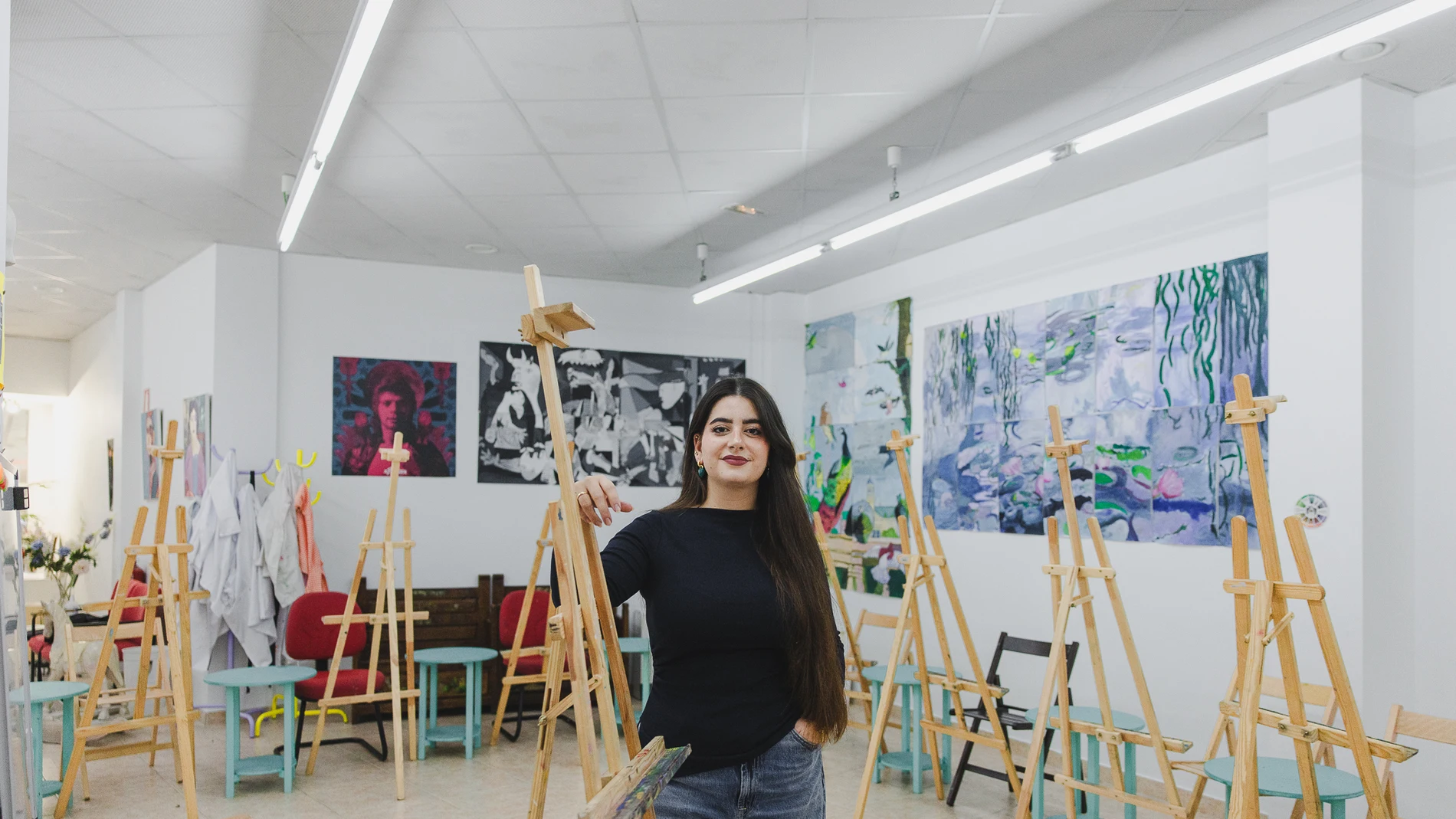 La joven palentina Carlota Reja, en su estudio de Palencia