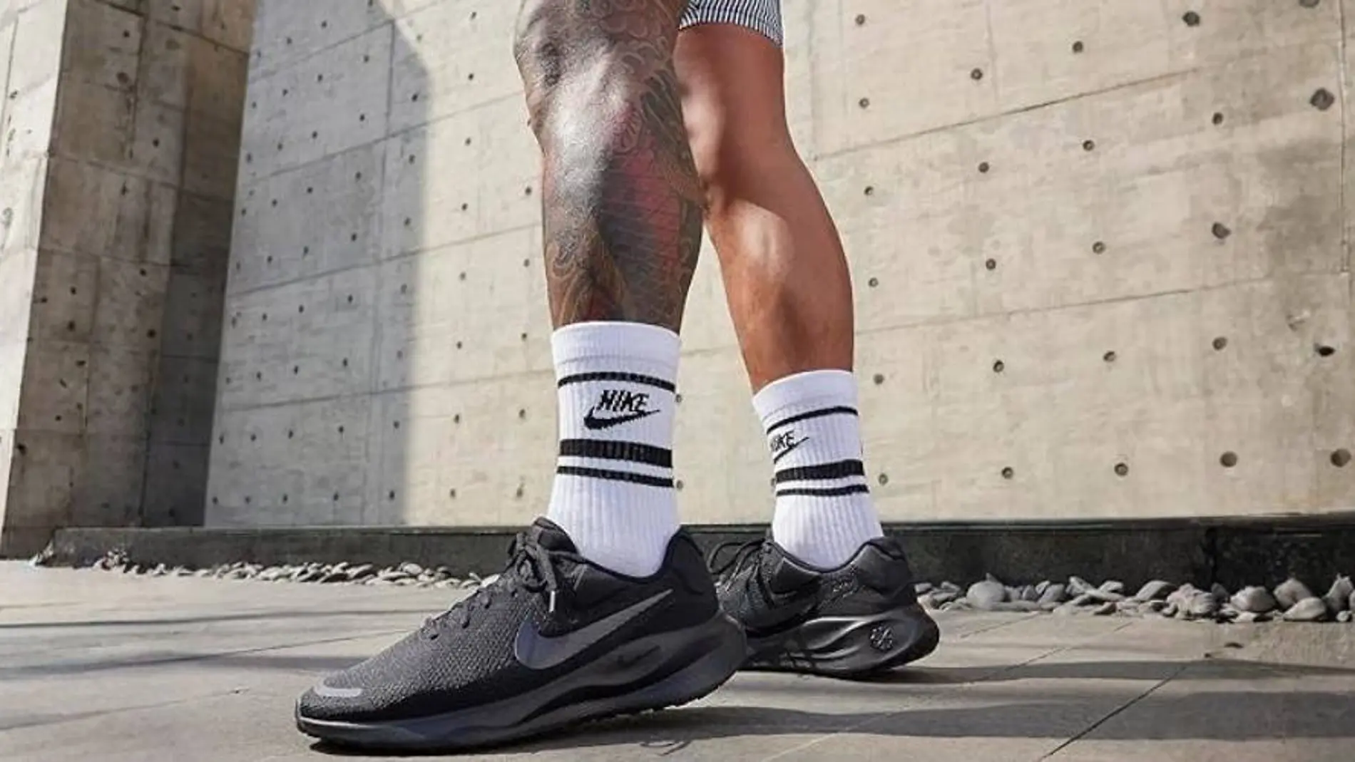 Nike Revolution 7