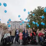 Suelta de globos durante el acto del Cermi por su 25 aniversario, con la presencia de Francisco Sarón, Jesús Julio Carnero y Conrado Íscar