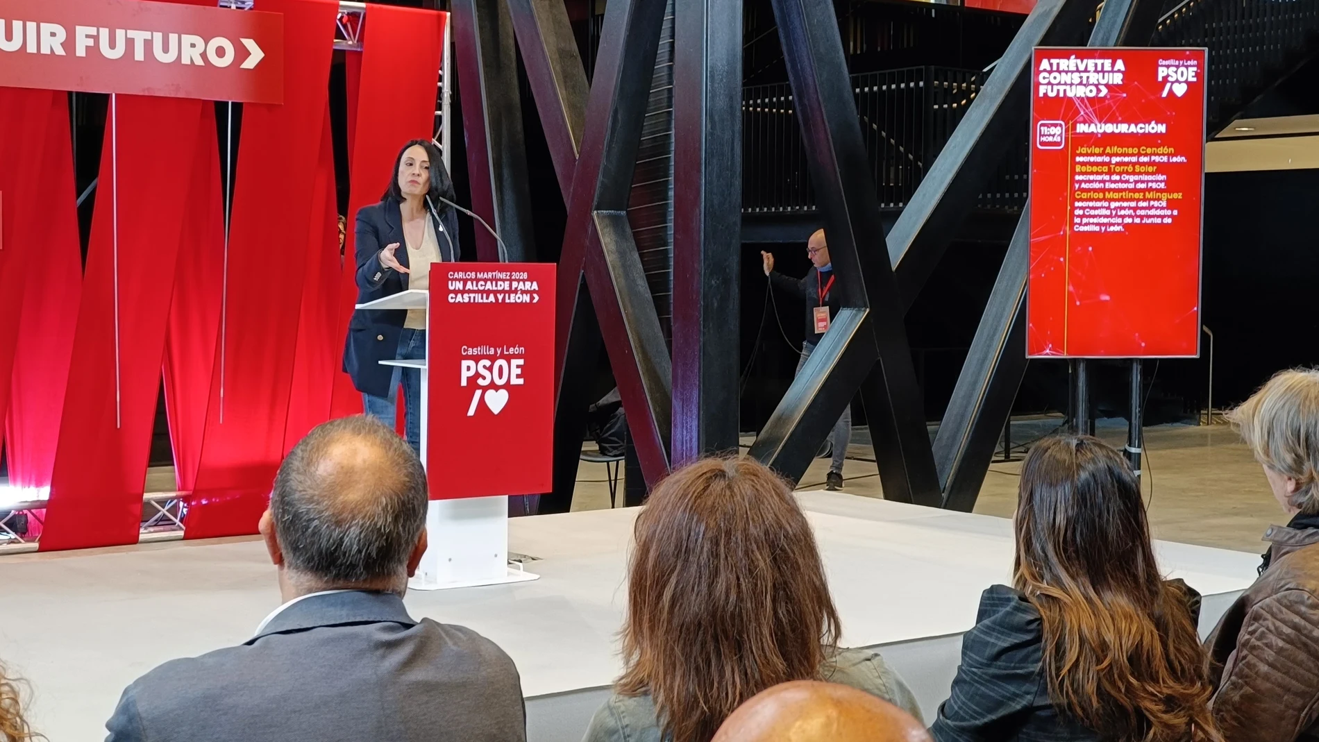 La secretaria de Organización del PSOE, Rebeca Torró, en la inauguración de la Jornada del PSOE 'Atrévete a construir el futuro. Los Fondos Next Generation, motor de crecimiento de Castilla y León', celebrada en León. EUROPA PRESS 25/10/2025