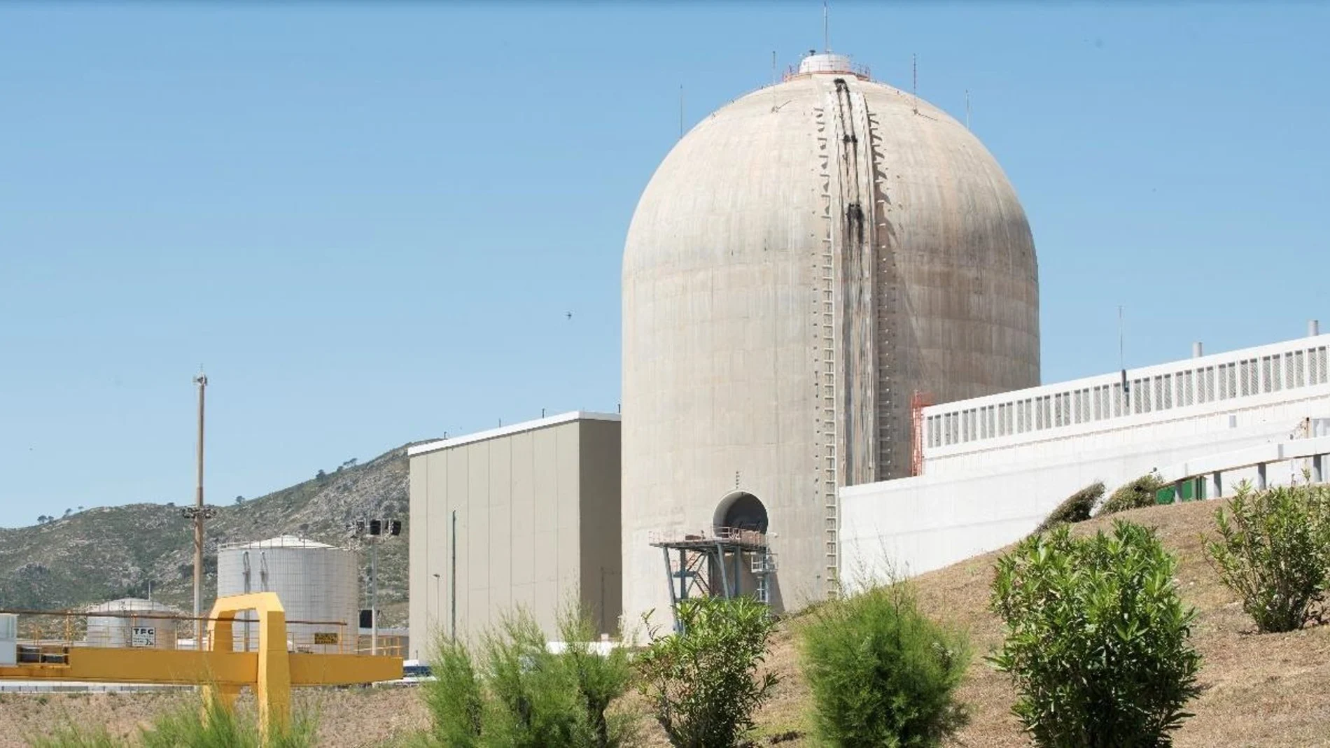 Economía.- La central nuclear Vandellós II (Tarragona) empieza su 27 recarga de combustible
