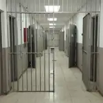 Denuncian "una brutal agresión" a dos funcionarios en los calabozos de los juzgados de Plaza de Castilla