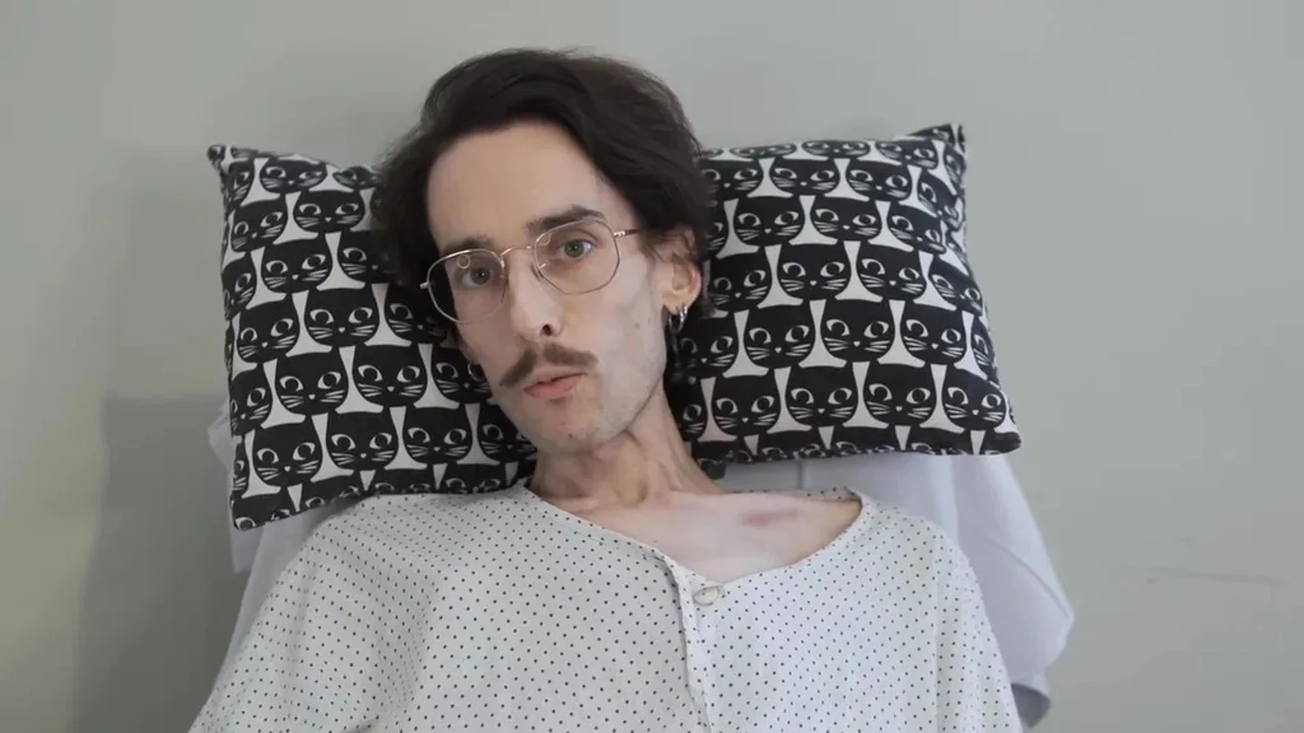 Muere el influencer sevillano Juan Jyoza una semana después de casarse en el hospital