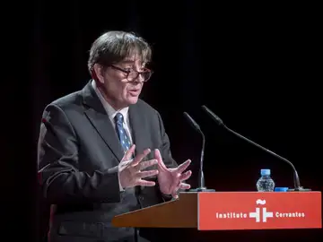 Luis García Montero Luis García Montero