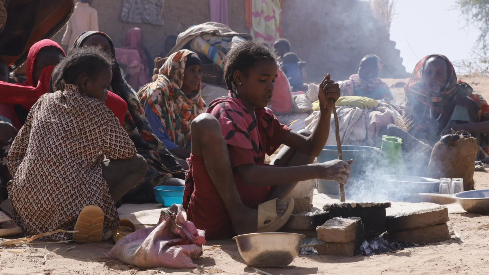 ACNUR alerta del desplazamiento de 26.000 personas por la violencia en El Fasher (Sudán) durante los últimos días