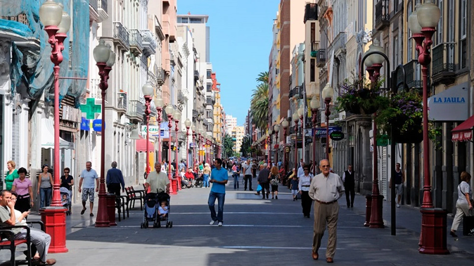 ¿Qué abre en Canarias el 1 de noviembre, Día de Todos los Santos?