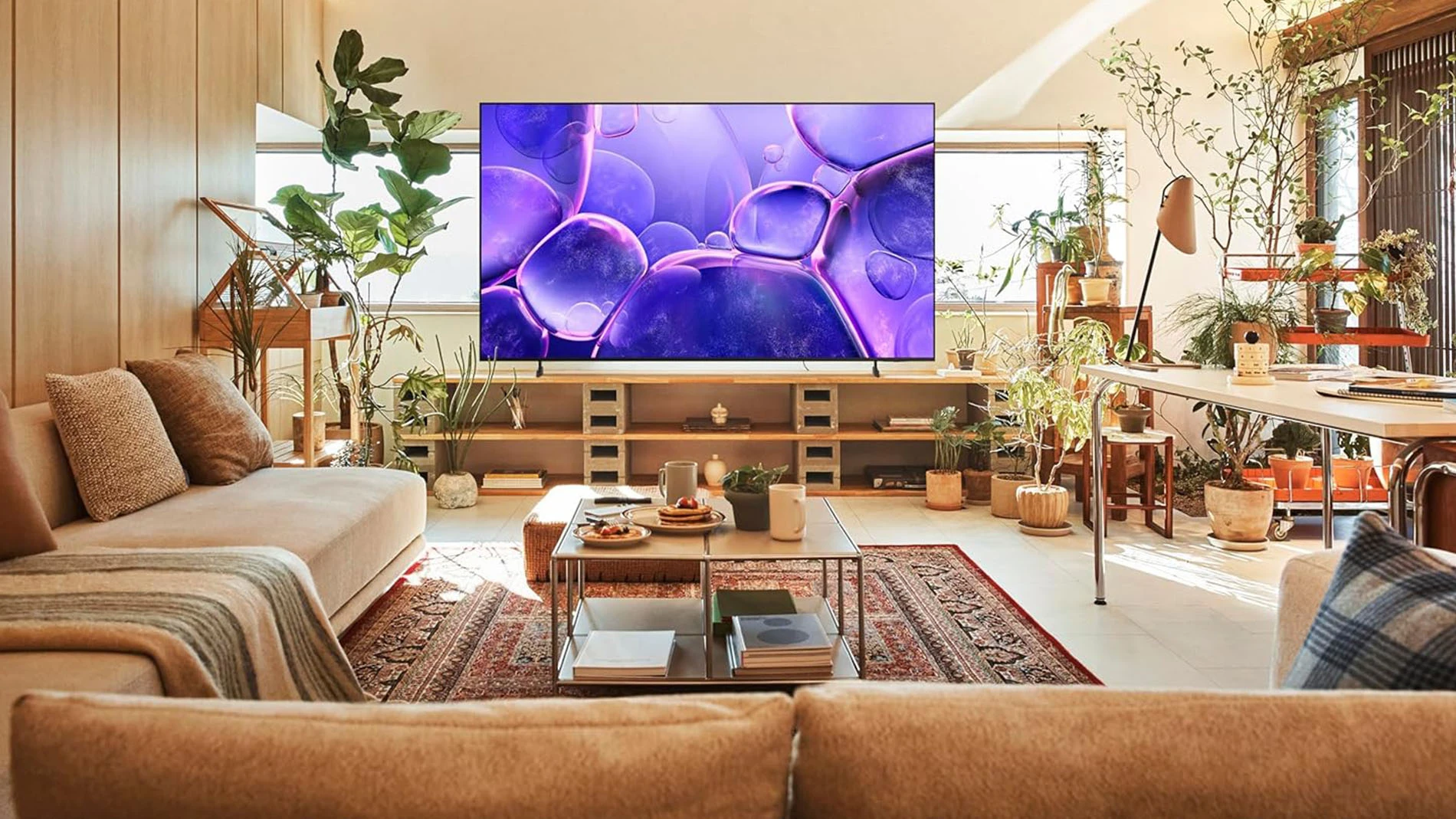 Samsung Crystal UHD U8075F