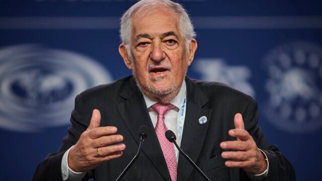 El presidente del Tribunal Constitucional, C&aacute;ndido Conde-Pumpido, inaugura en Madrid la VI Conferencia Mundial de Justicia Constitucional, titulada &ldquo;Los derechos humanos de las generaciones futuras&rdquo;. El evento re&uacute;ne durante tres d&iacute;as a 85 delegaciones de tribunales y cortes constitucionales de todo el mundo para debatir sobre la protecci&oacute;n de los derechos humanos de las pr&oacute;ximas generaciones. &copy; Alberto R. Rold&aacute;n / Diario La Raz&oacute;n 28 10 2025