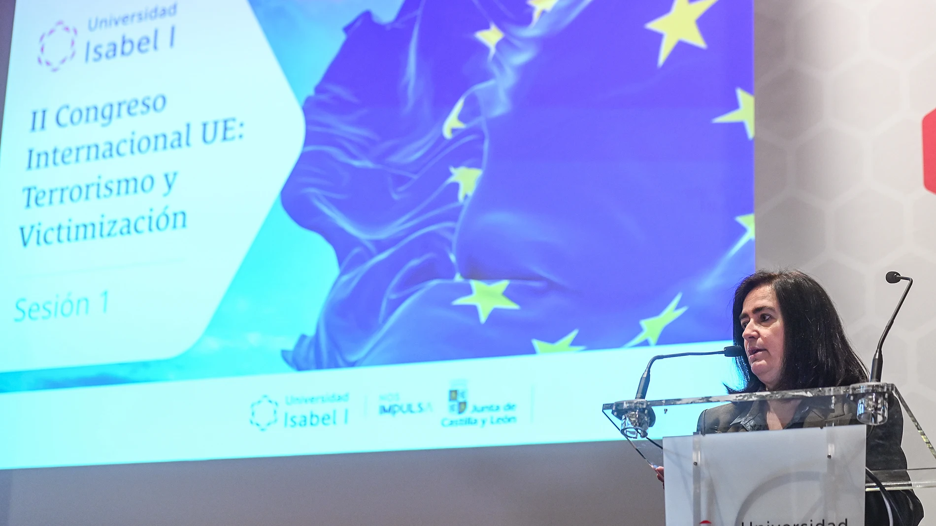 Sonsoles Sánchez-Reyes Peñamaría, durante su intervención en la Isabel I